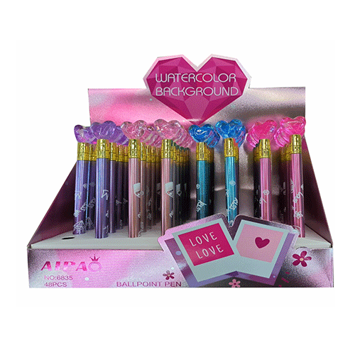 PLUMA DECORADA EN FORMA DE CORAZON CON 48 PZS O CAJA CON 36 PQTS